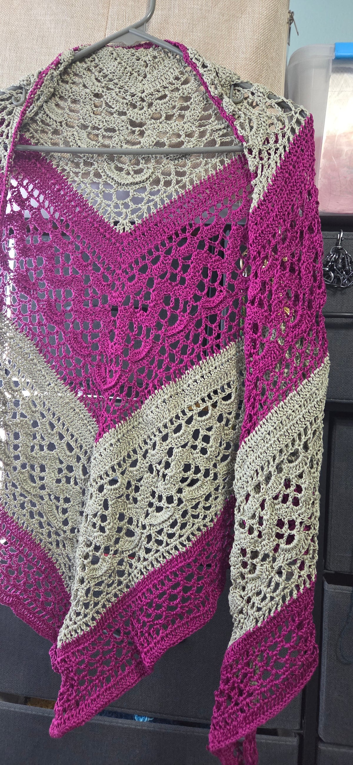 Triangle shawl