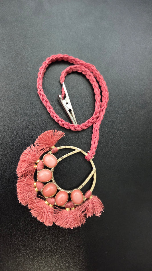 Hippie clip